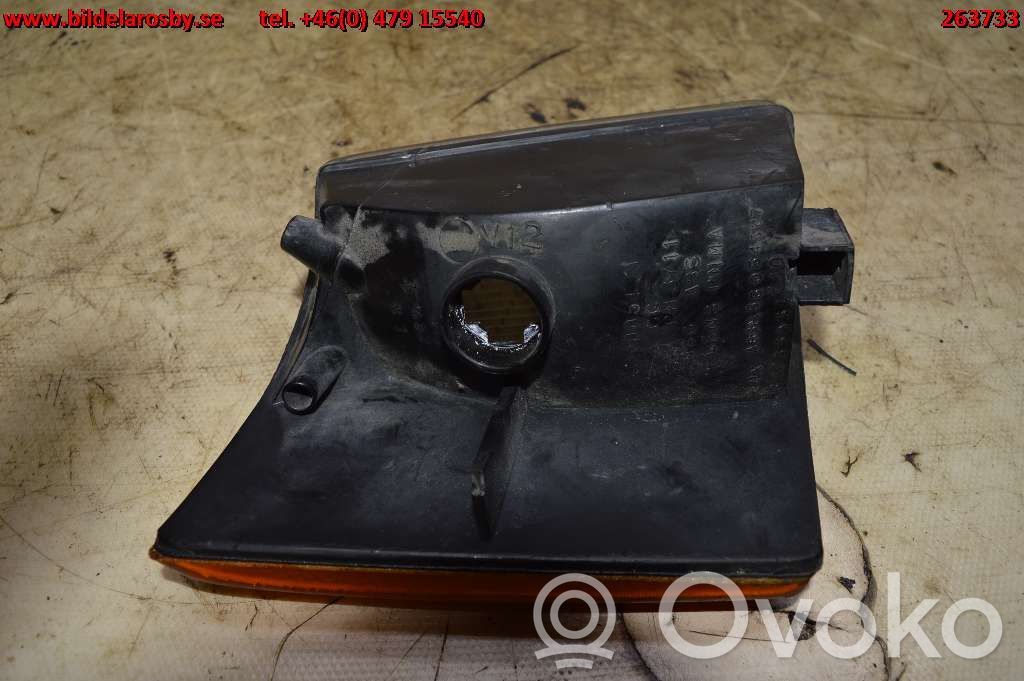 Jeep Grand Cherokee Front indicator light 