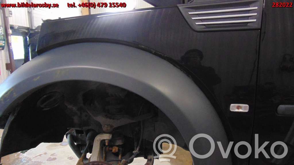 Dodge Nitro Крыло 