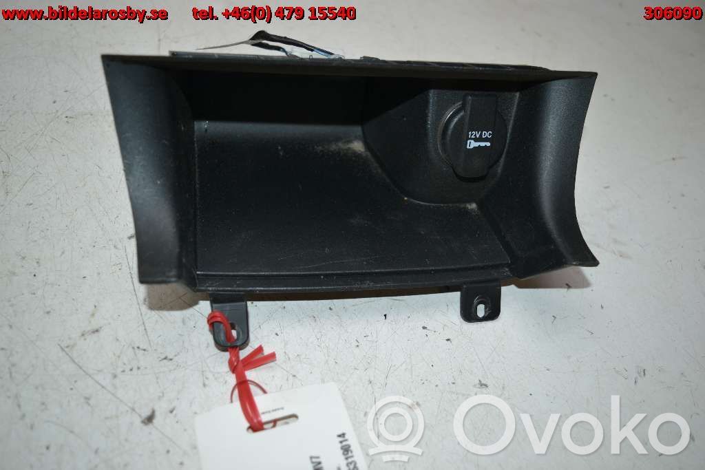 Glove box   L0199025AB
