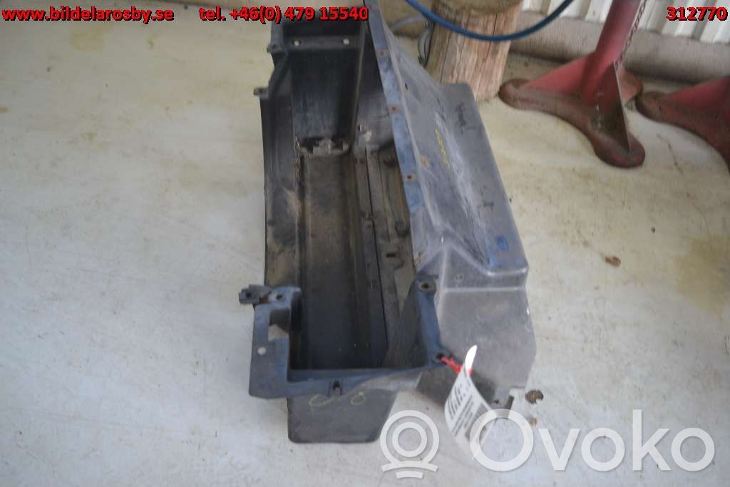 Radiator support slam panel bracket   10900221