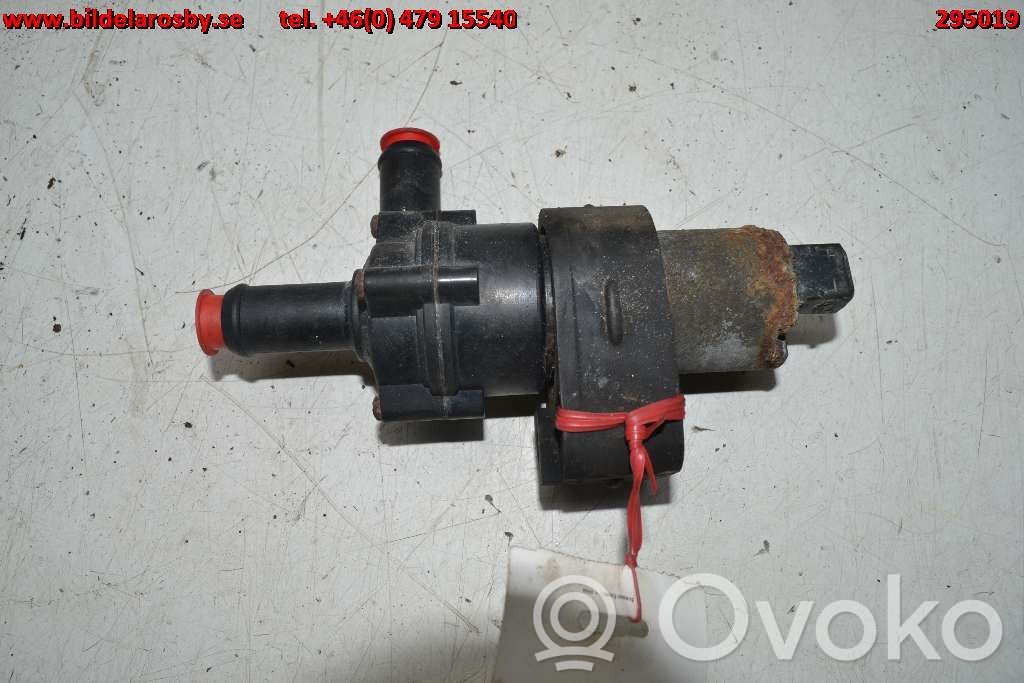 Bomba de agua   32400874,55056340AA