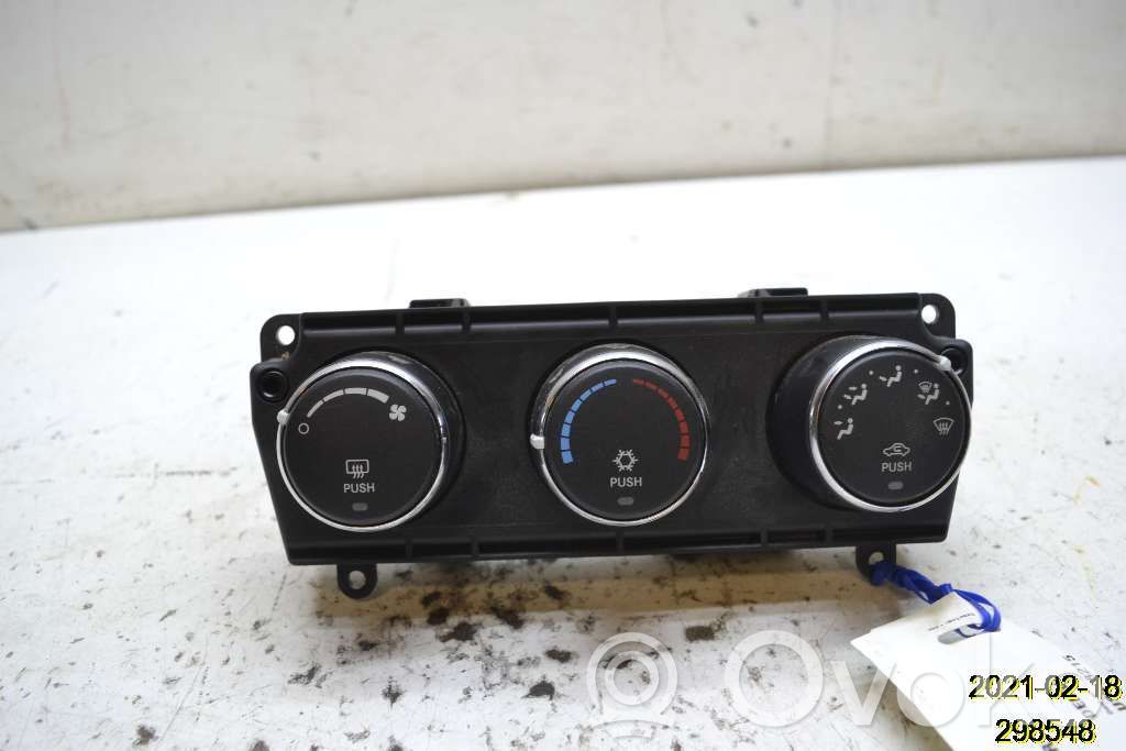 Dodge Nitro Climate control unit 