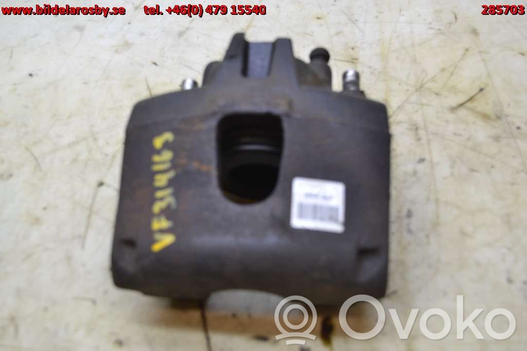 Front brake caliper   53600620L