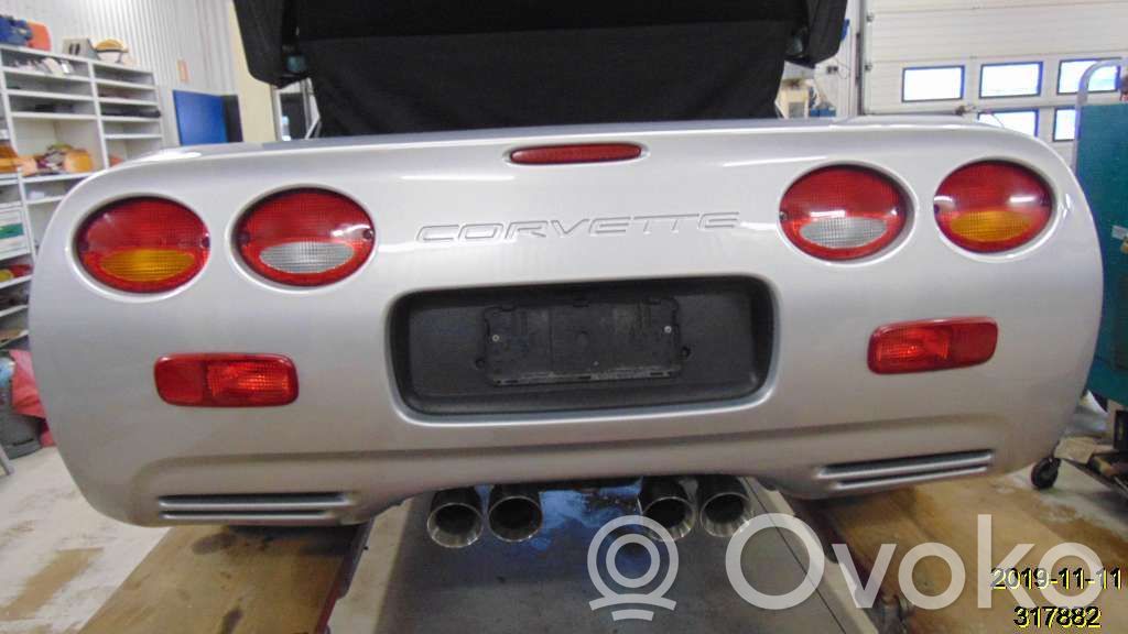 Chevrolet Corvette Parachoques 