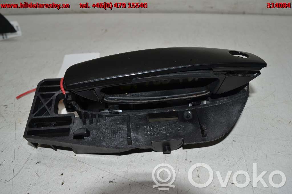 Etuoven ulkokahva   12900423L,68066175AH
