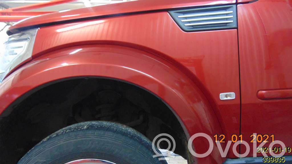 Dodge Nitro Крыло 