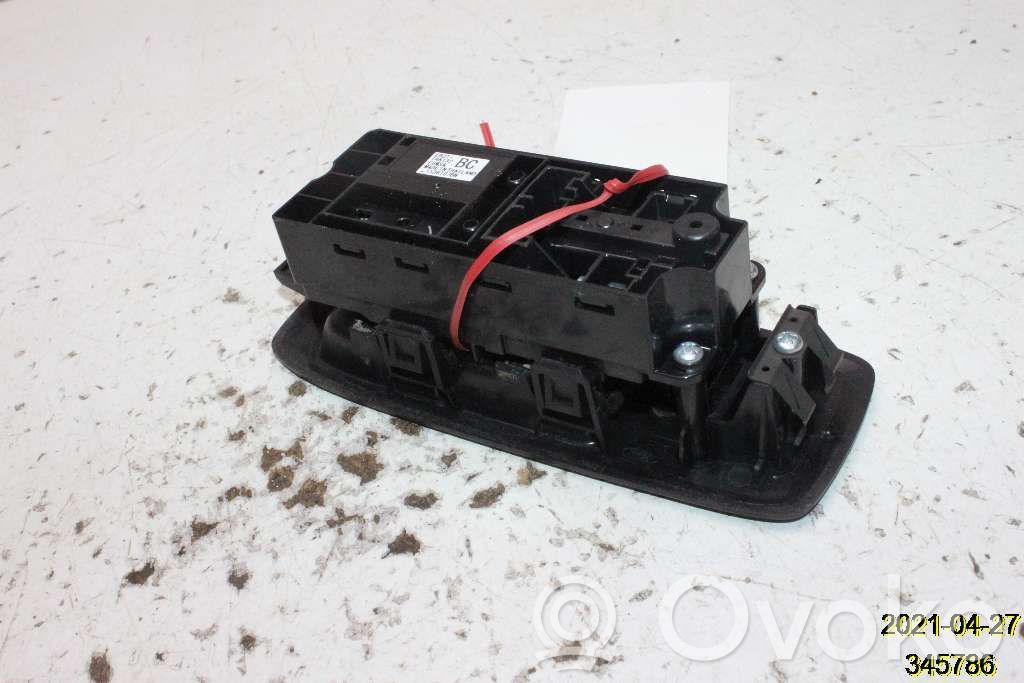 Ford Ranger Przyciski szyb 