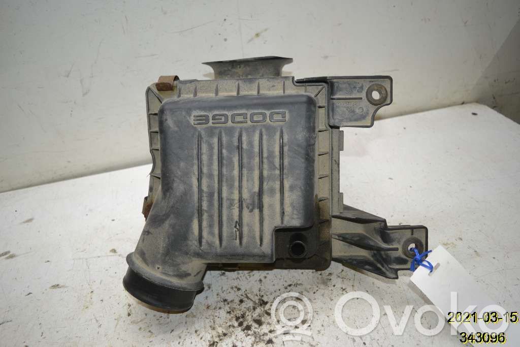 Dodge Durango Air filter box 