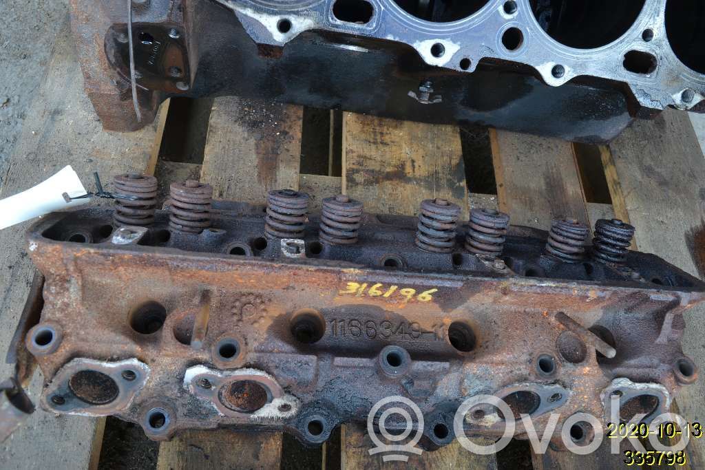 Buick Super, Super Eight Chiulasă motor 