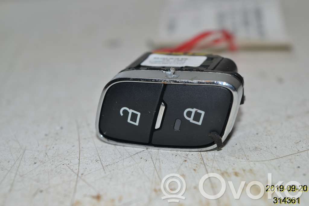Central locking switch button   GR2T14017AAW