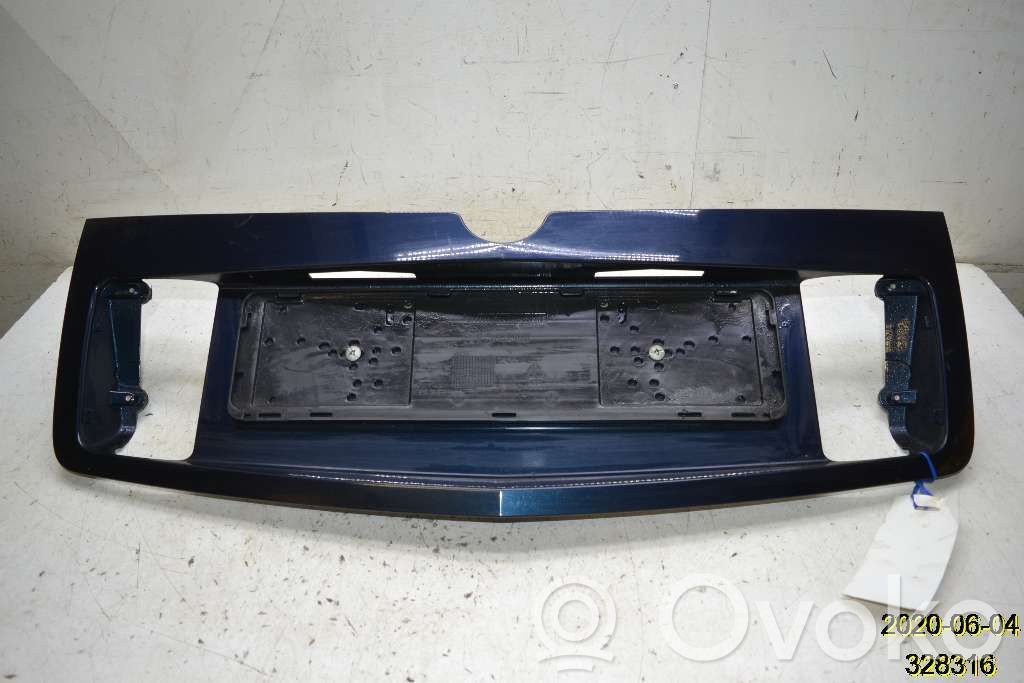 Cadillac CTS Tailgate trim 
