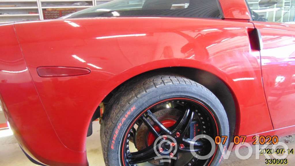 Chevrolet Corvette Takakulmapaneeli 