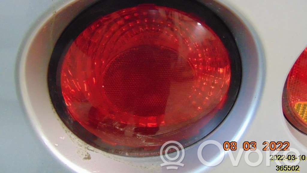 Rear/tail lights   16602179R