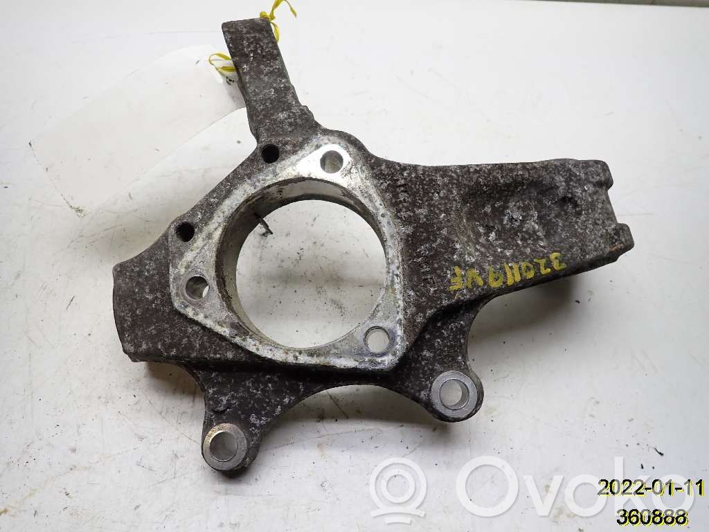 Chevrolet Corvette Priekšējā riteņa rumbas vārpstas šarnīrs (stupica, capfa) 