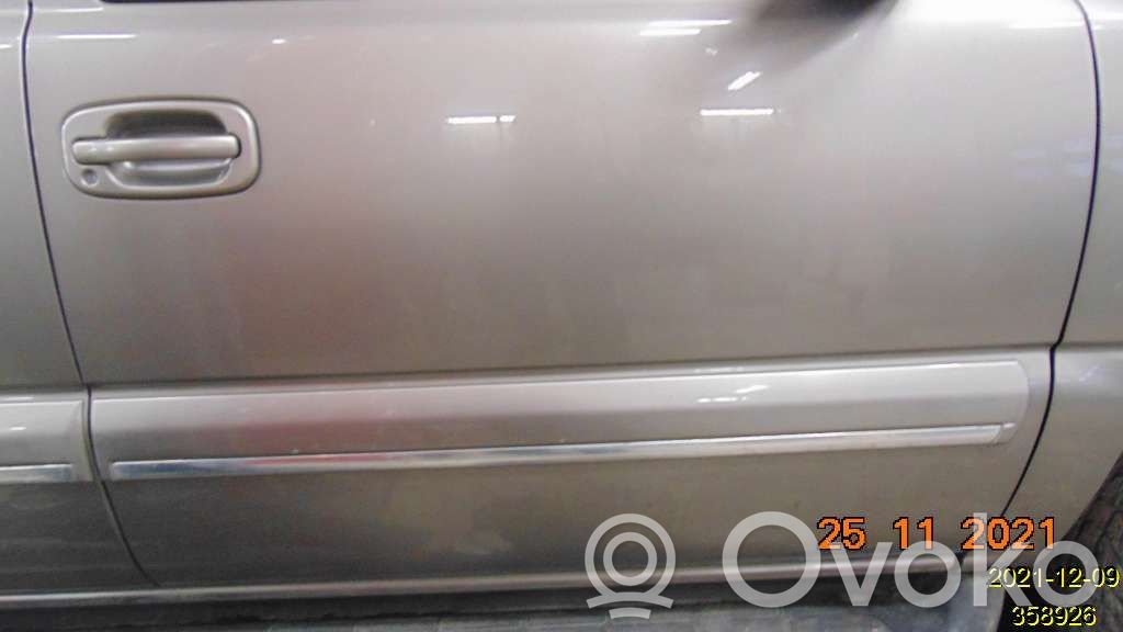 Chevrolet Suburban Durvis 