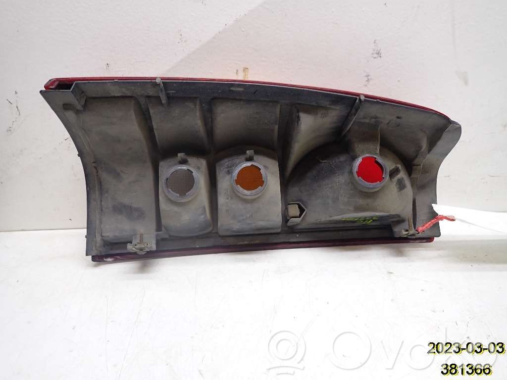 Rear/tail lights   16602570R