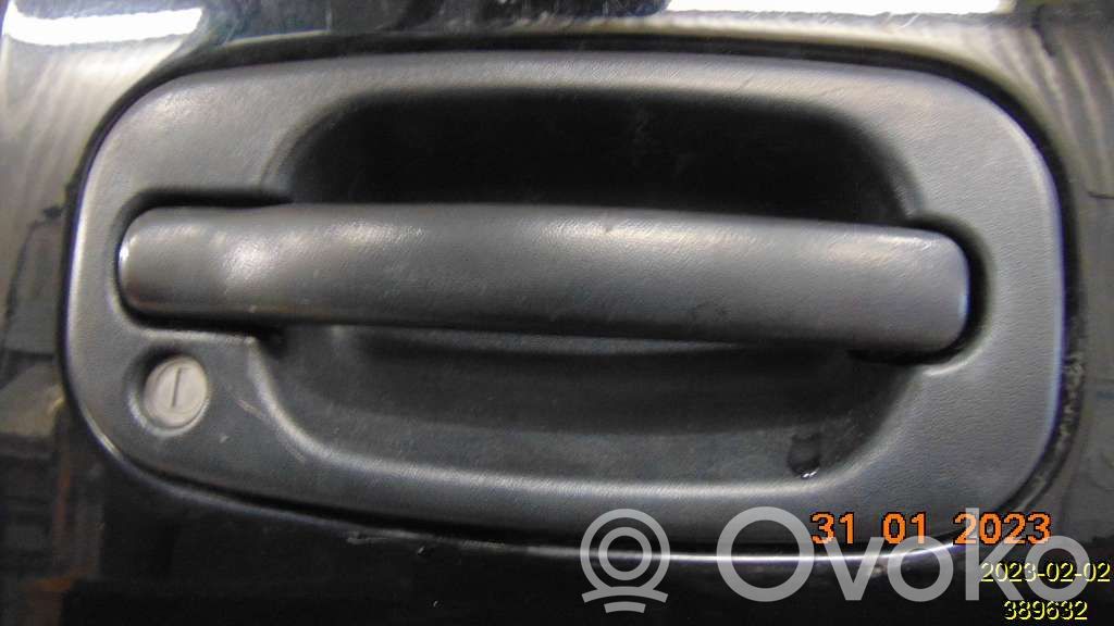 Chevrolet Silverado Etuoven ulkokahva 