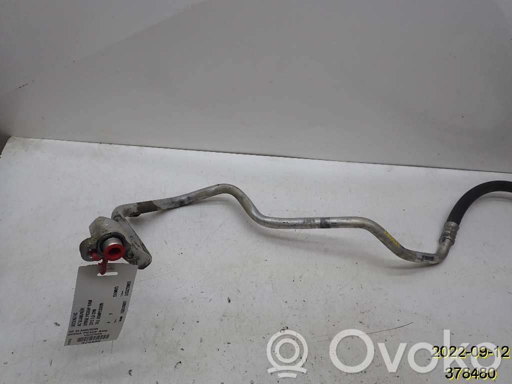 Dodge RAM Ilmastointilaitteen putki (A/C) 