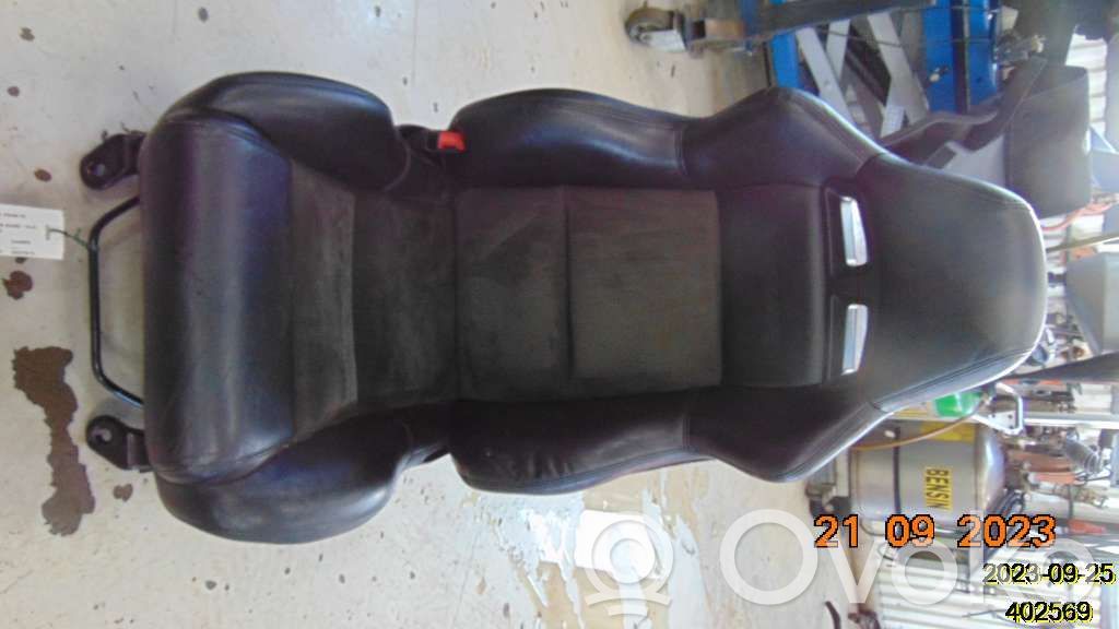 Front driver seat   20201144L