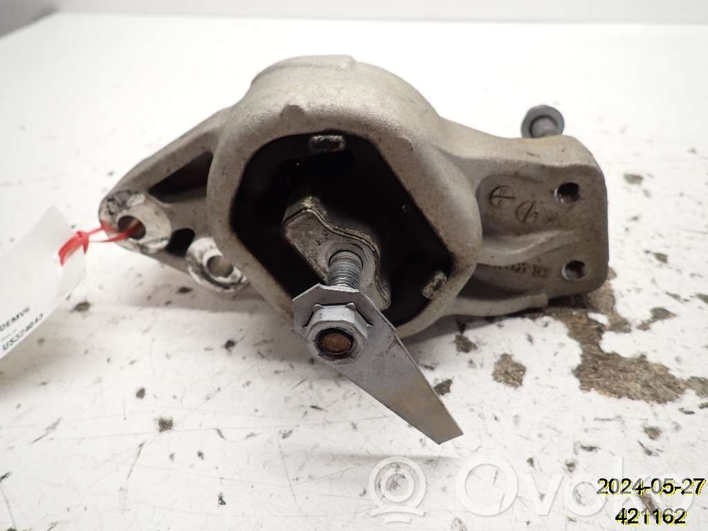 Engine mount bracket   68248780AC