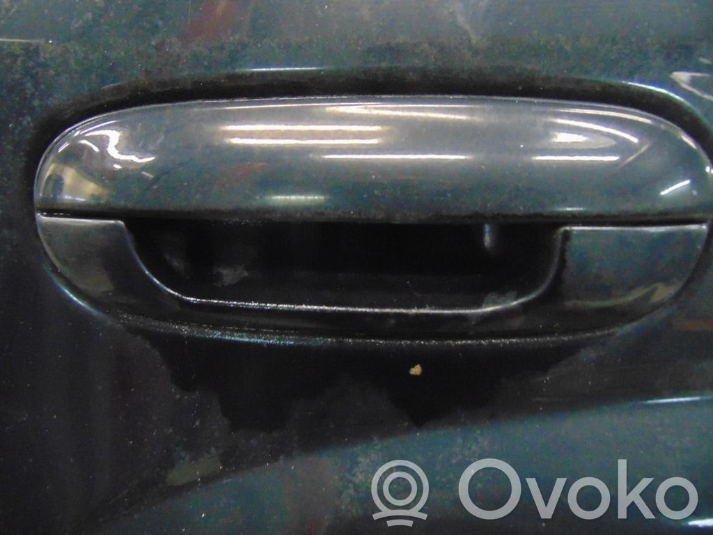 Chevrolet TrailBlazer Manecilla externa puerta delantera 