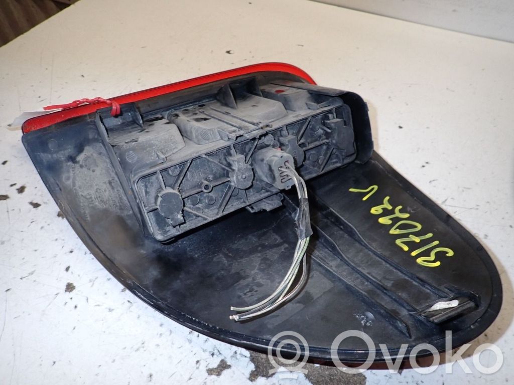 Chrysler Voyager Rear/tail lights 