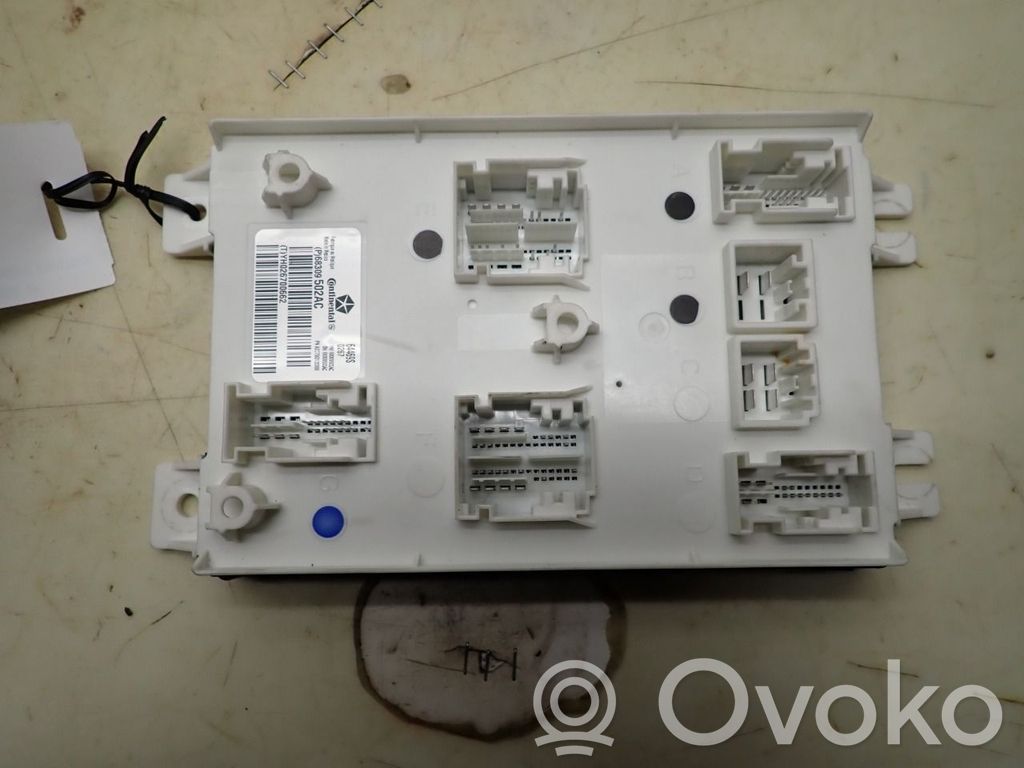 Dodge Challenger Modul de control caroserie central 