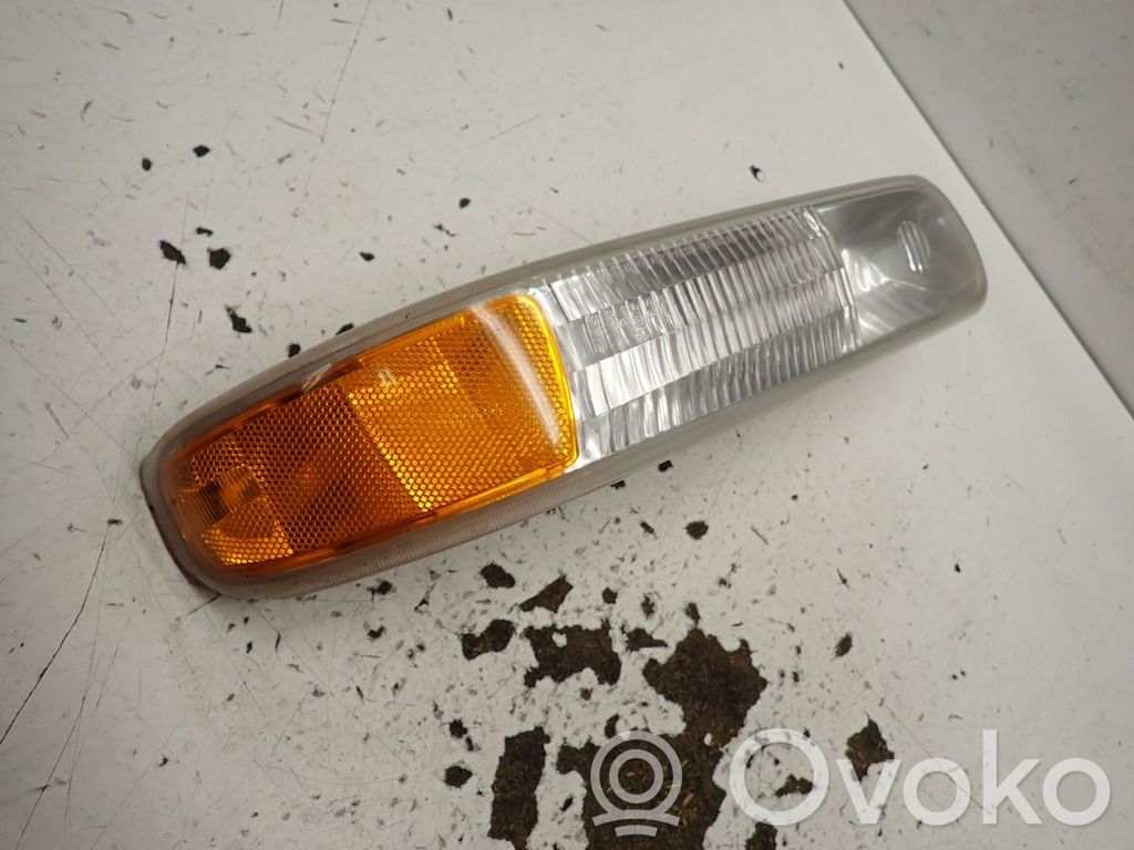 Chevrolet Silverado Semnalizator față 