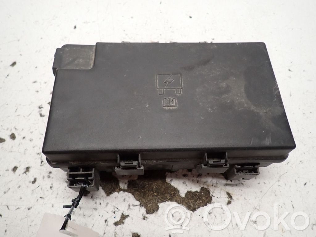 Fuse module   68243263AB,64613473