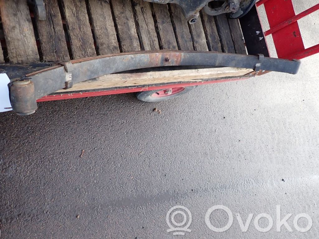 Chevrolet Blazer Foaie arc spate