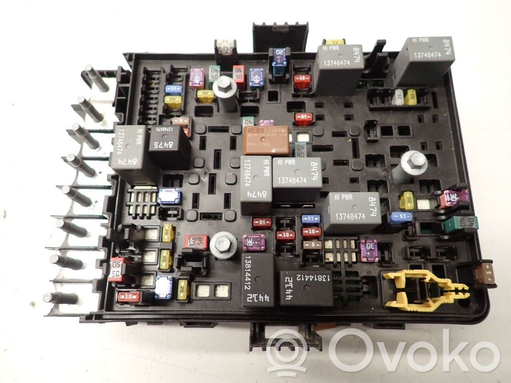 Dodge RAM Fuse module 