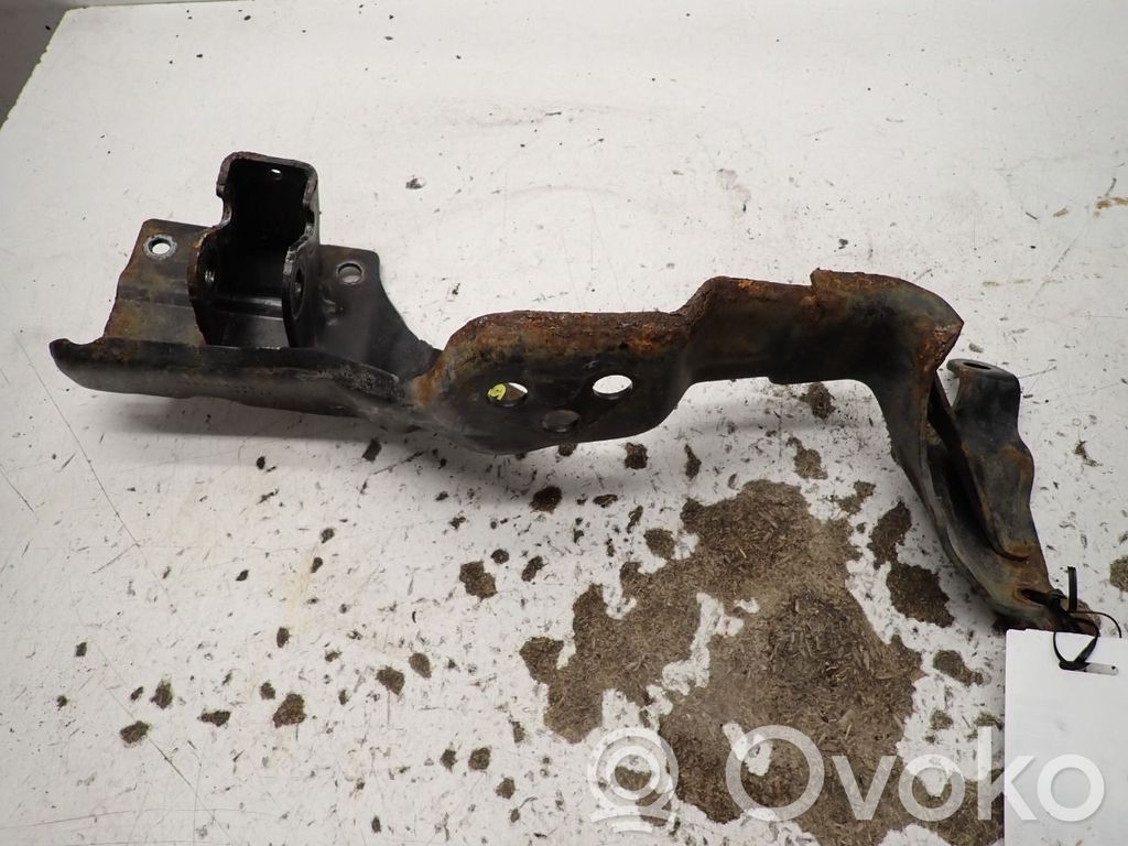 Dodge RAM Engine mounting bracket 