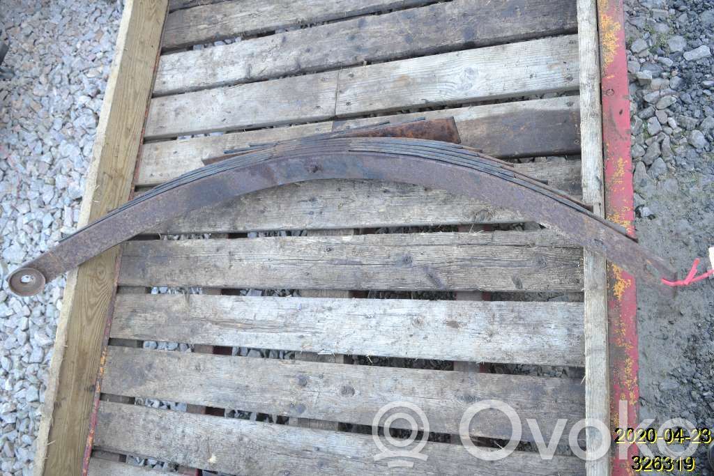 Rear leaf spring   51800219