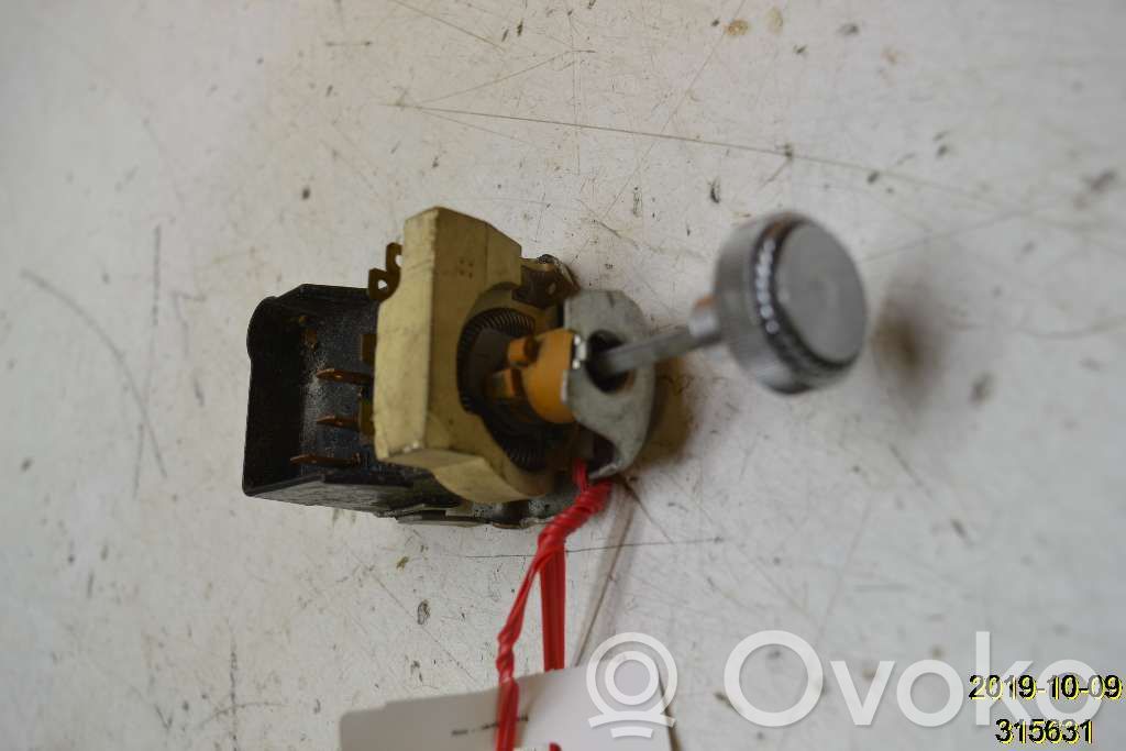 Light switch