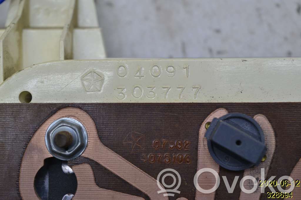 Dodge VAN B200 - 250 Nopeusmittari (mittaristo) 