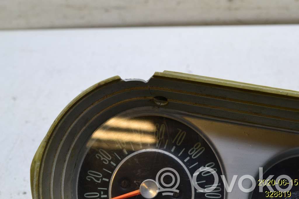 Speedometer (instrument cluster)