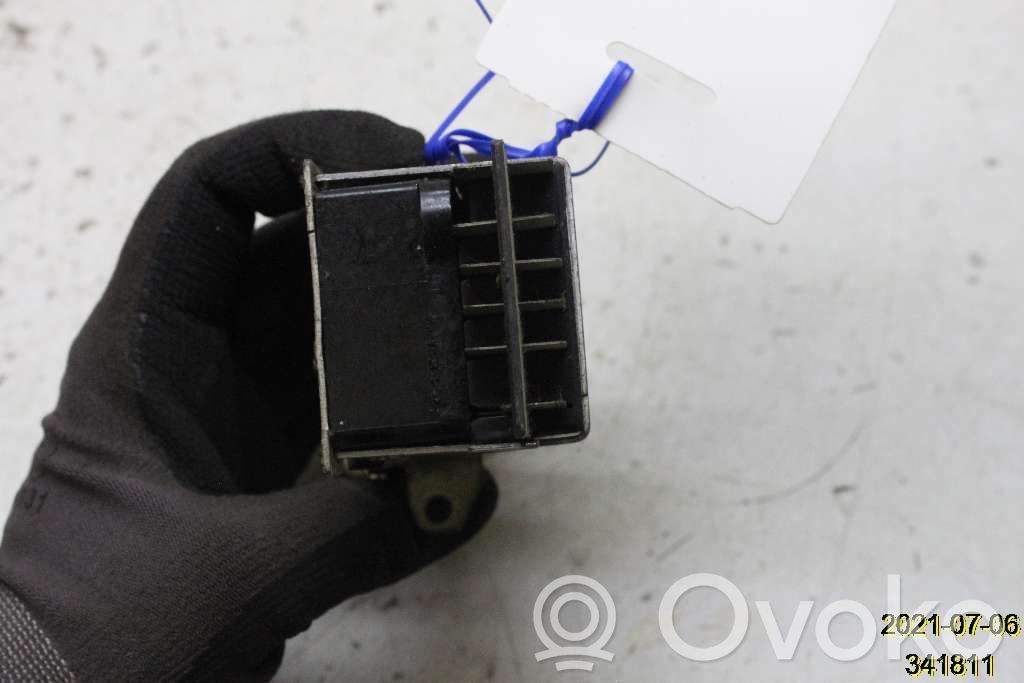 Light switch   2161212