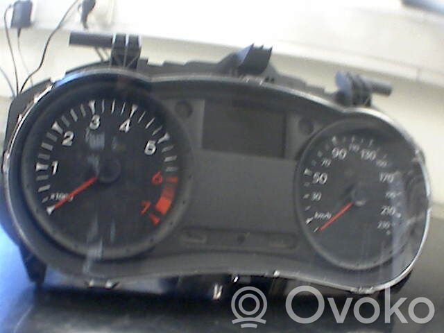 Renault Clio III Speedometer (instrument cluster) 