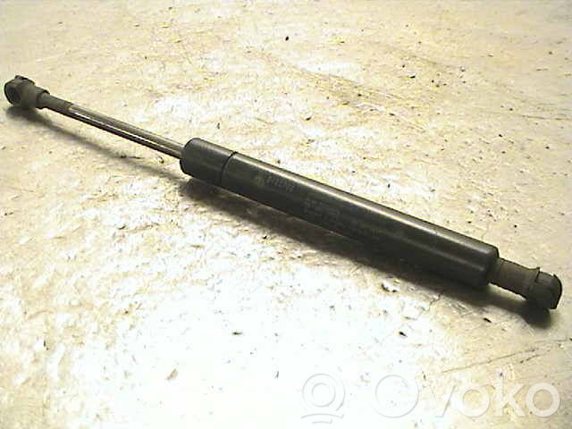 Volvo C70 Tailgate strut 