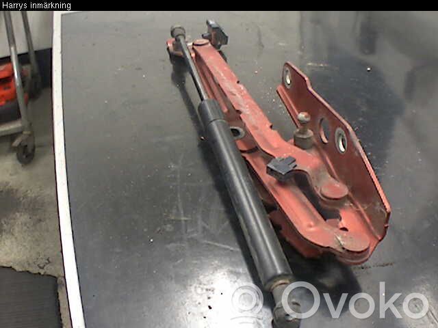 Volvo S80 Tailgate/trunk/boot hinge 