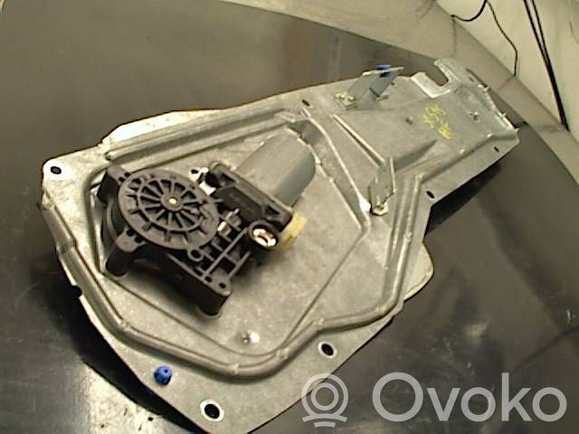 Volvo S70  V70  V70 XC Macara ușă față cu motor 