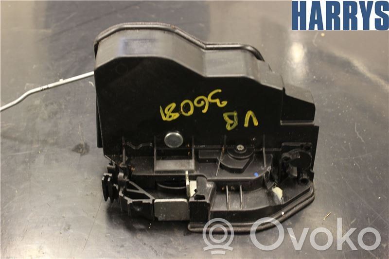 Motor de bloqueo de puertas   51227202147