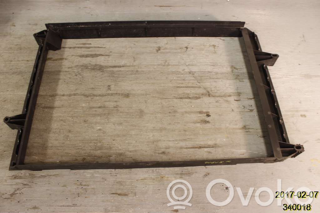 Volvo V70 Suport panou fixare radiatoare 