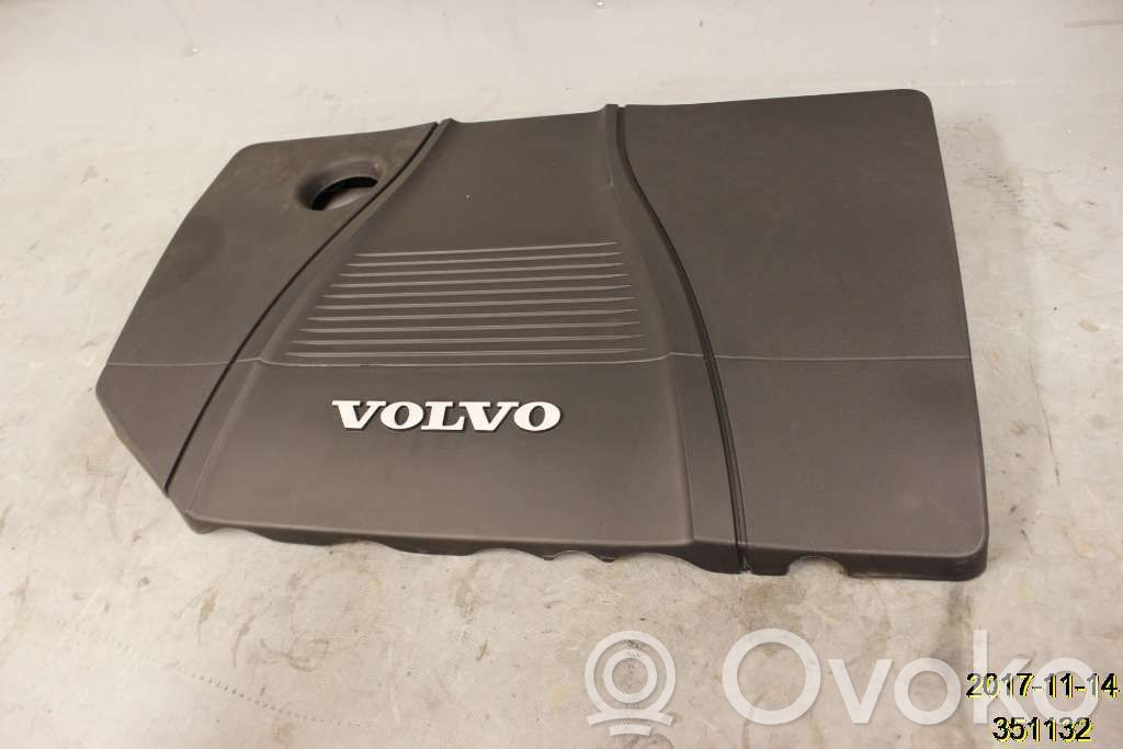 Volvo V70 Copri motore (rivestimento) 