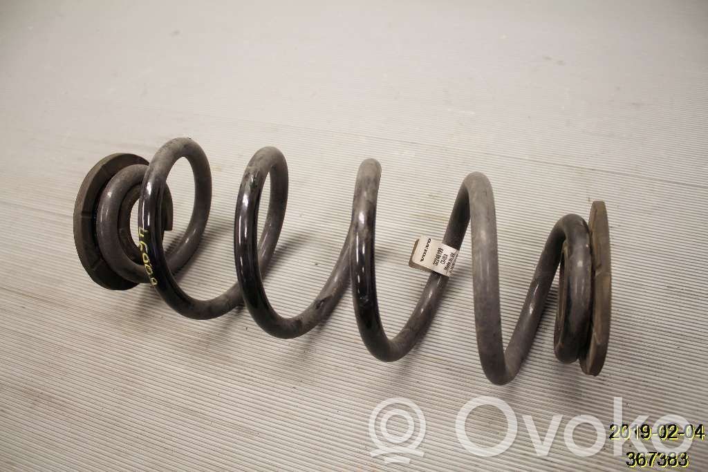 Volvo XC40 Arc elicoidal spate 