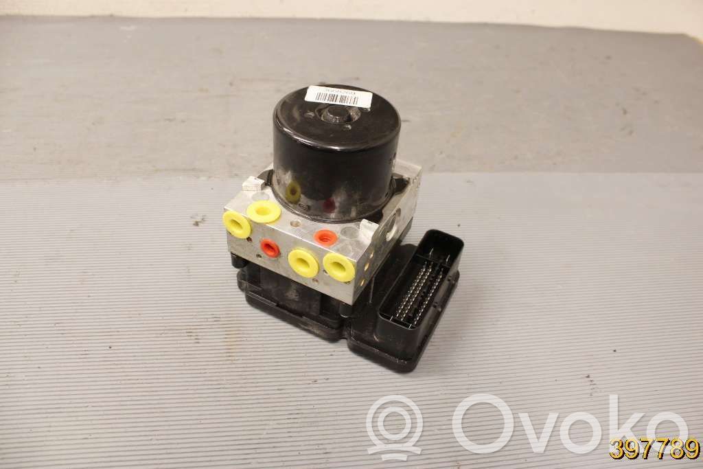 Volvo V40 ABS Pump 