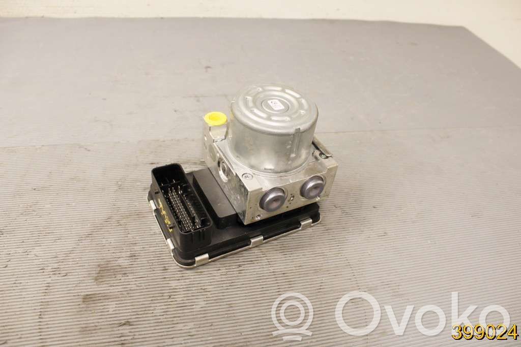 Volvo S90, V90 ABS Pump 