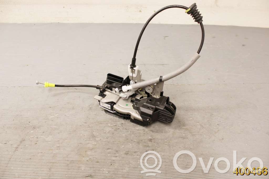 Volvo XC40 Silniczek / Siłownik zamka centralnego 
