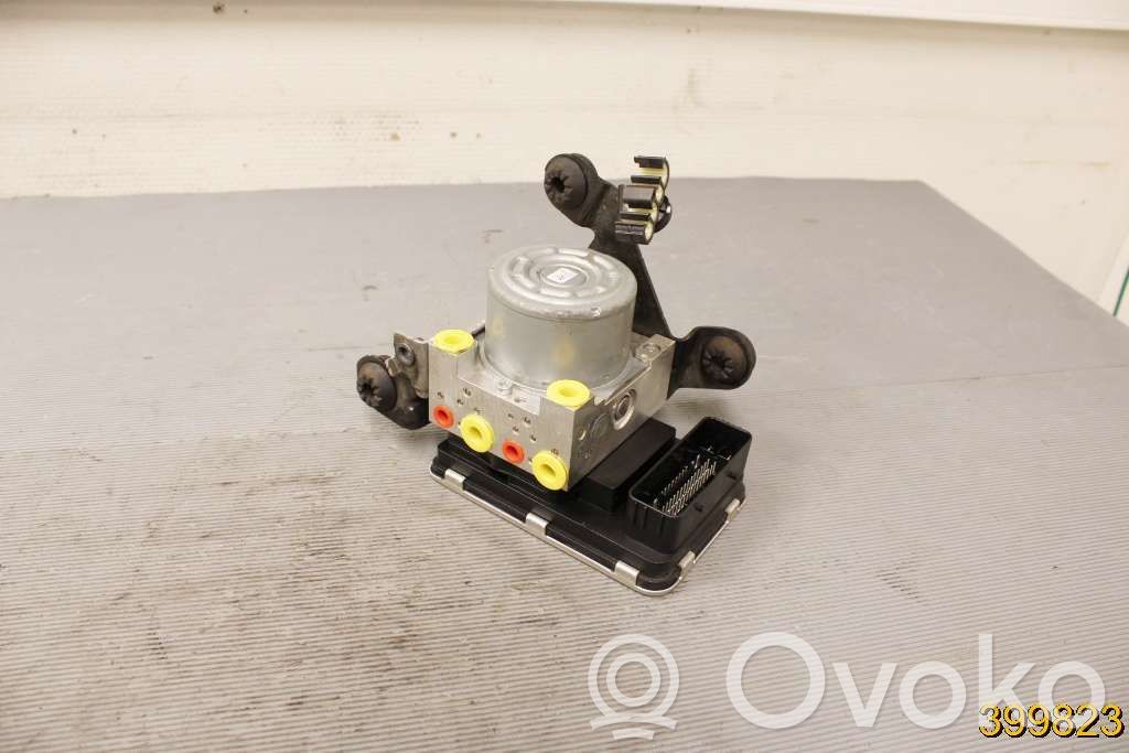 Volvo S90, V90 ABS Pump 