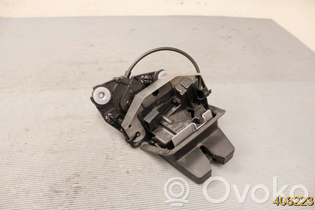Volvo XC90 Loading door lock 
